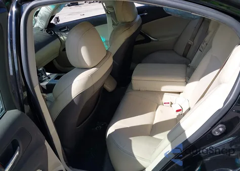 2010 Lexus Is 250 z USA, uszkodzony, nr VIN JTHBF5C24A5115219